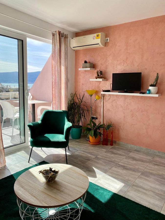 Apartments Kuc Tivat Exterior photo